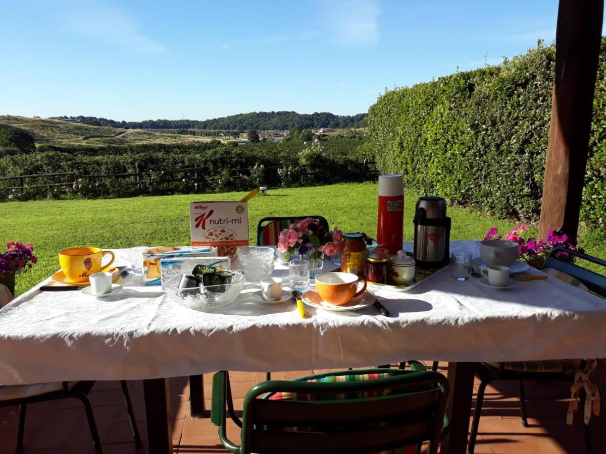 Casale Vicino Al Golf Nazionale Bed & Breakfast Monterosi Luaran gambar