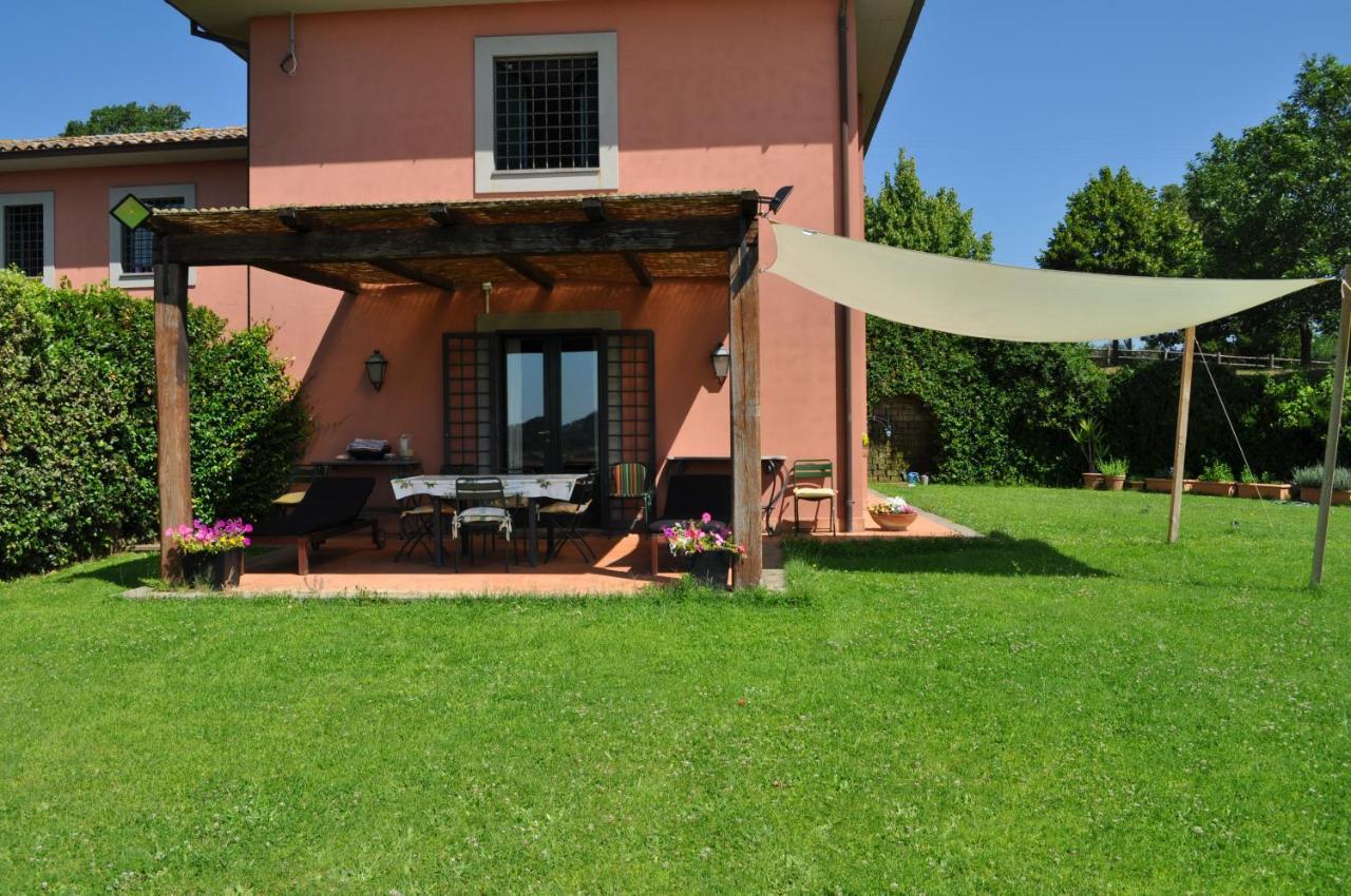 Casale Vicino Al Golf Nazionale Bed & Breakfast Monterosi Luaran gambar