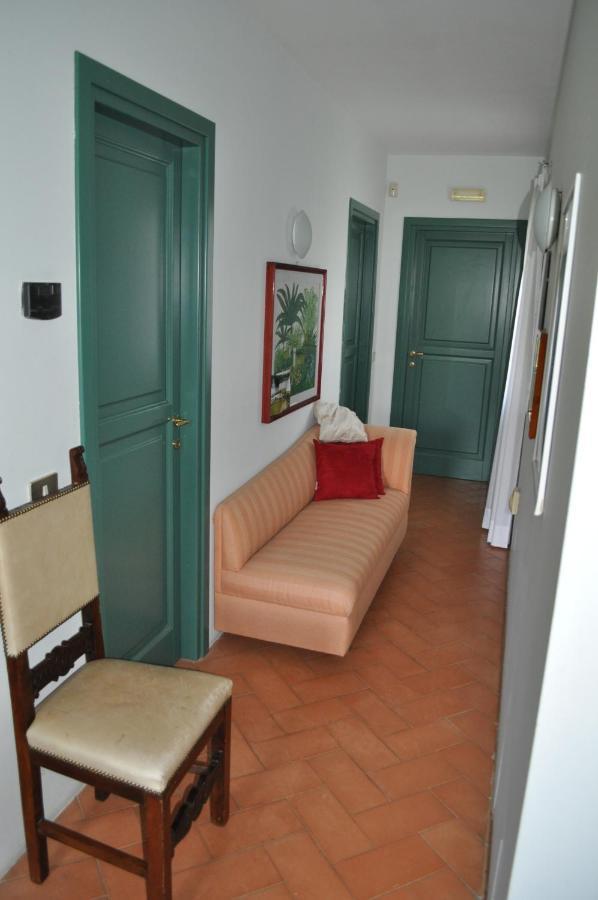 Casale Vicino Al Golf Nazionale Bed & Breakfast Monterosi Luaran gambar