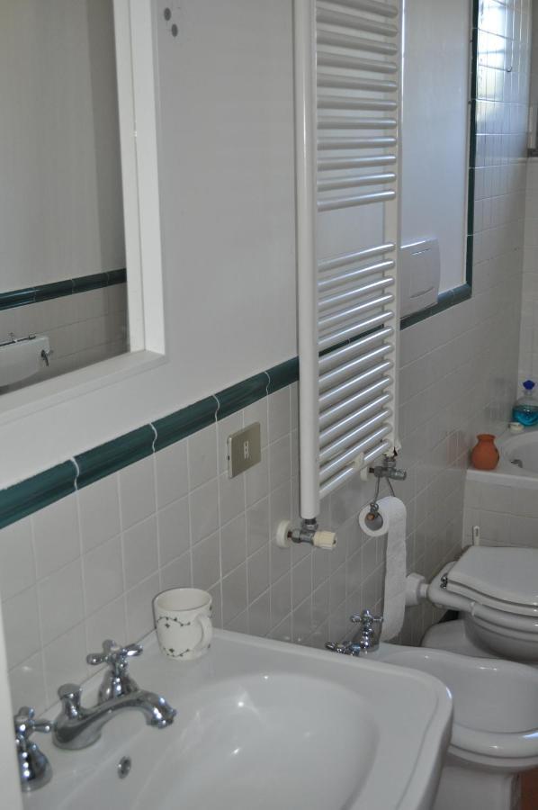 Casale Vicino Al Golf Nazionale Bed & Breakfast Monterosi Luaran gambar